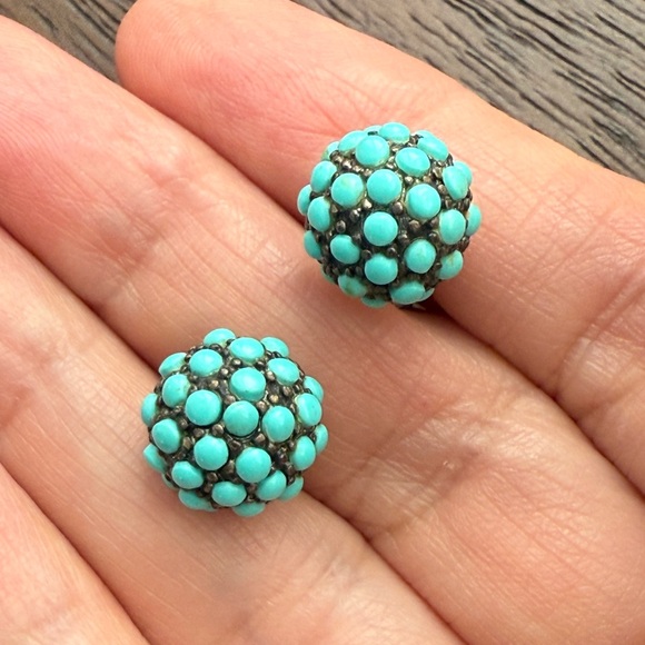 Vintage Jewelry - Natural turquoise solid sterling silver ball stud earrings